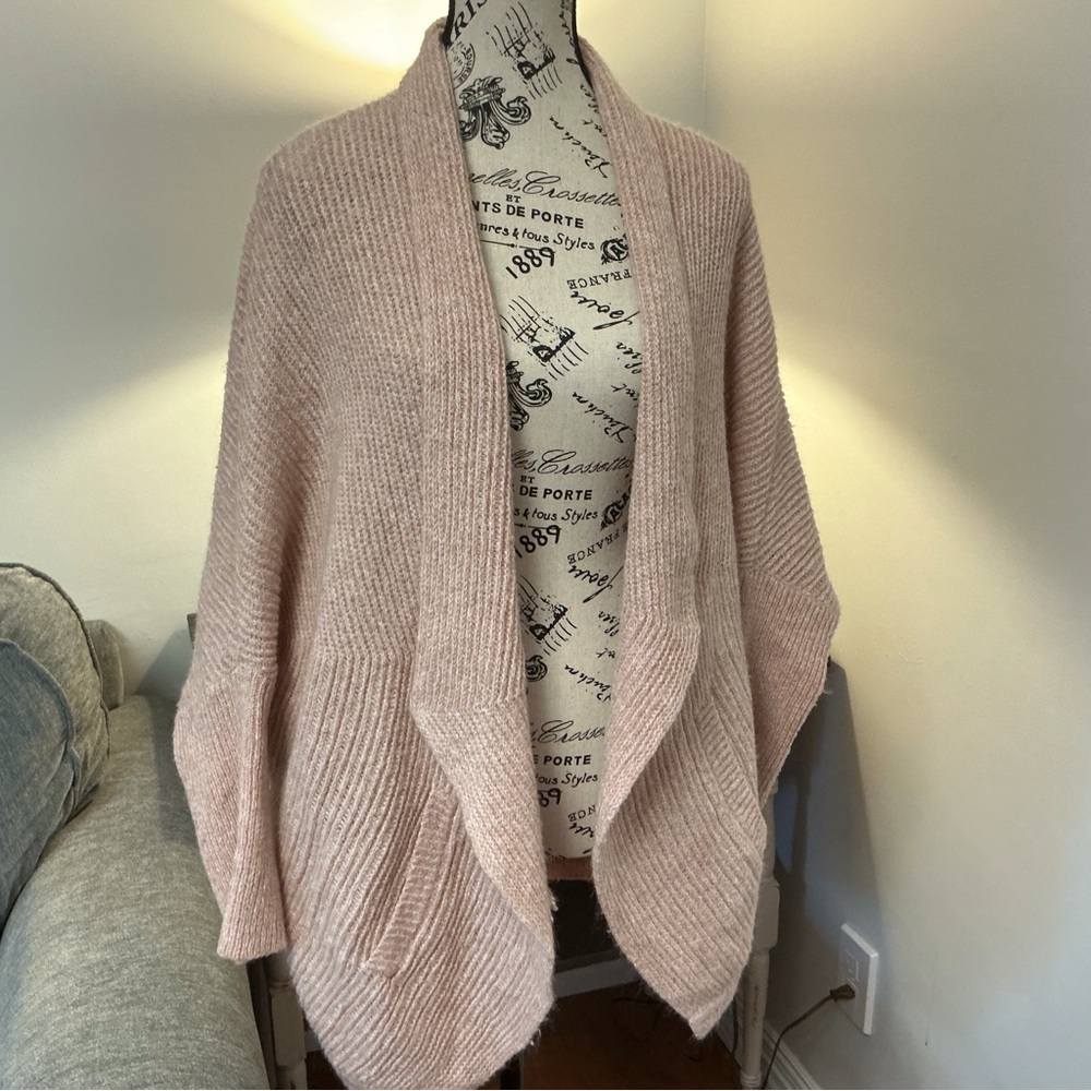 Anthropologie Sleeping on Snow Size Small Pale Pink Oversized Open Cardigan EUC